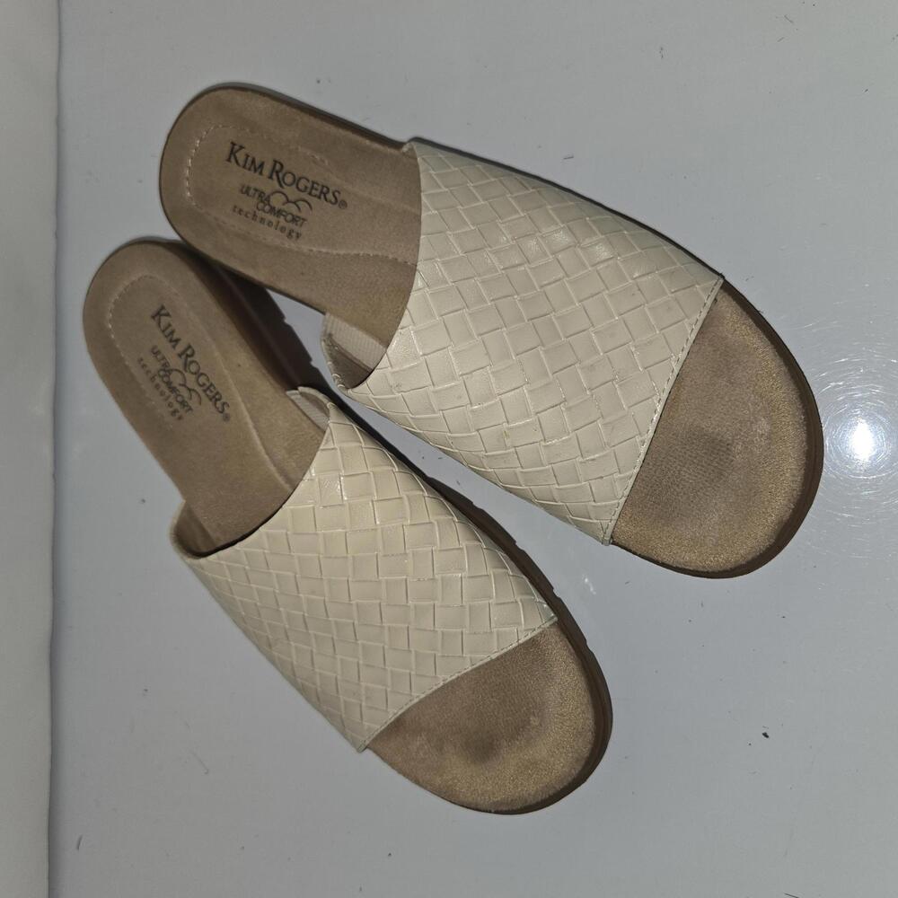 0256‎ Kim Roger’s Rabecky Cream Wedge Sandals Size 9